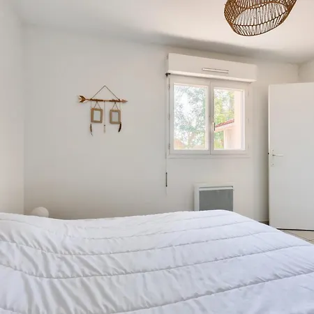 펜션 Maisonnette A Deux Pas De La